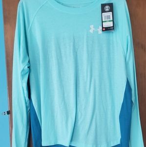Under Armour Womens athletic top